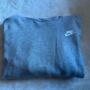 Nike Heather Gray Sweatshirt